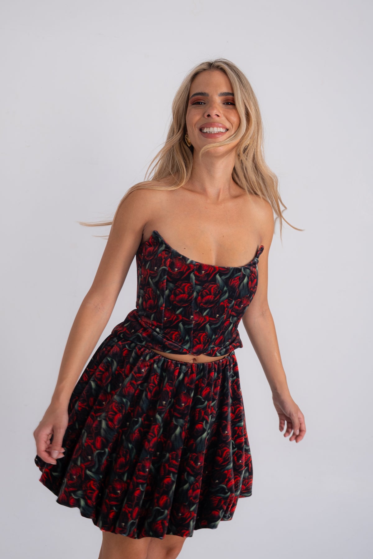 TULIP VELVET BALLOON SKIRT