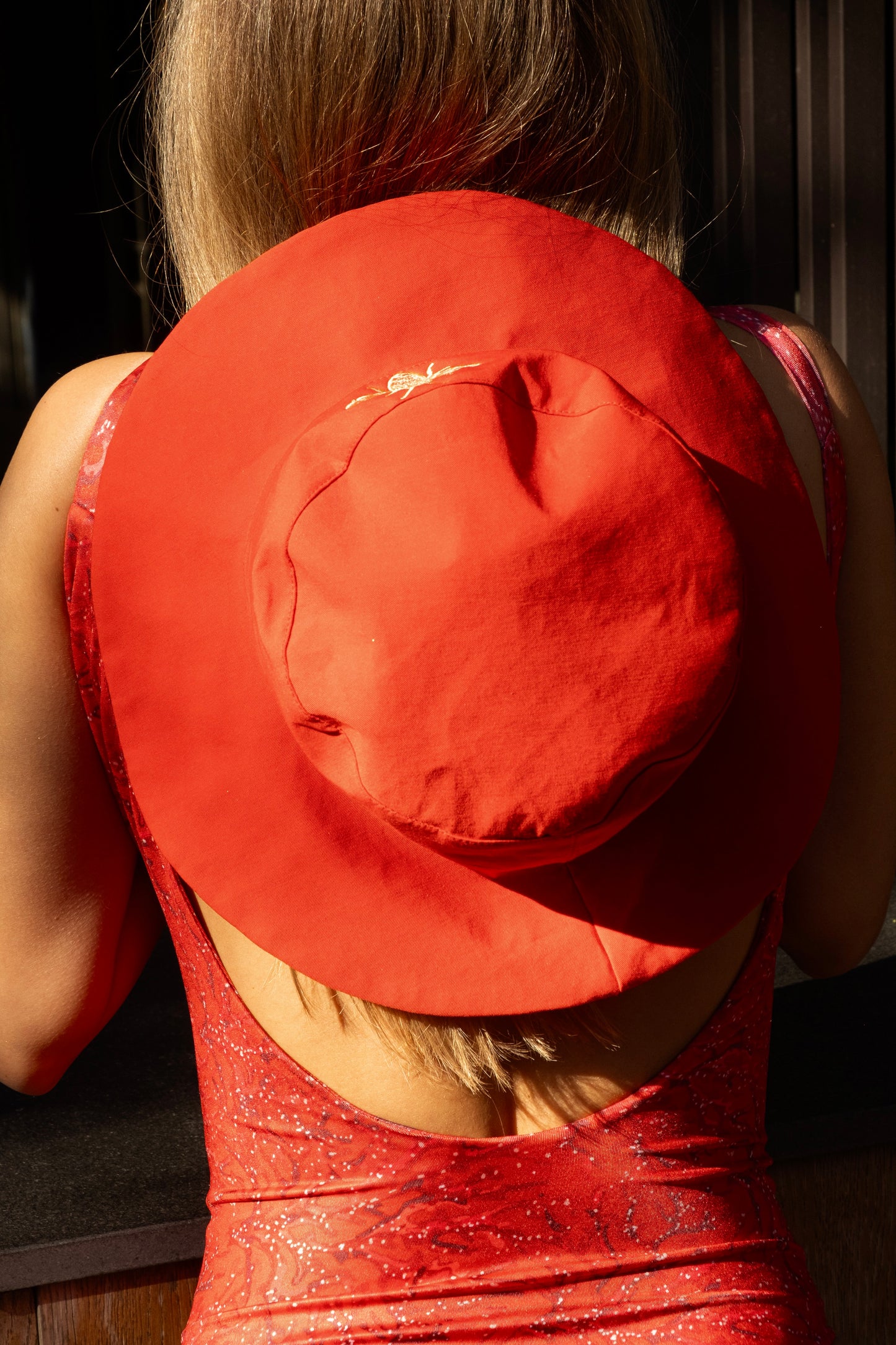 BEE RED HAT