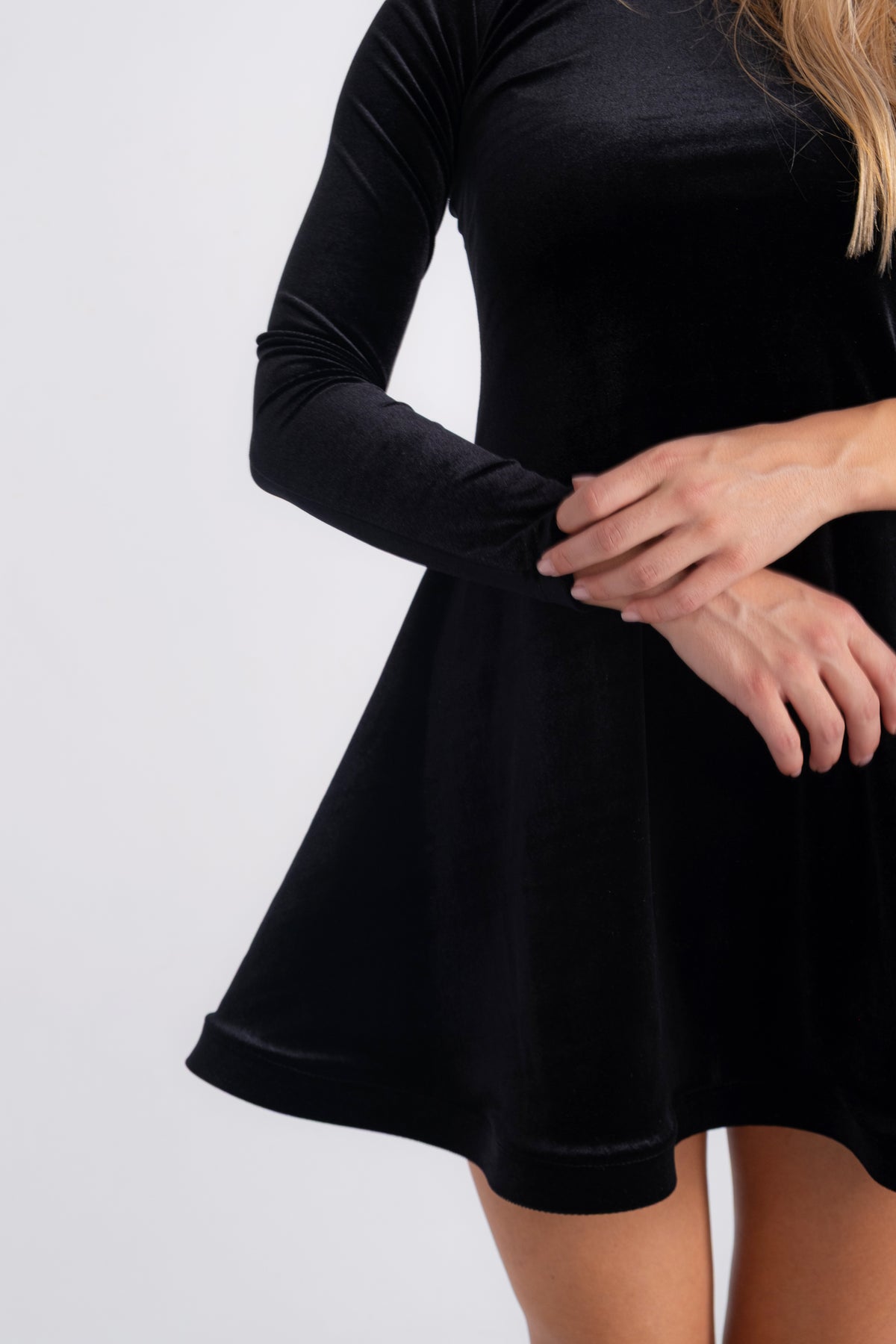 MUSE VELVET DRESS