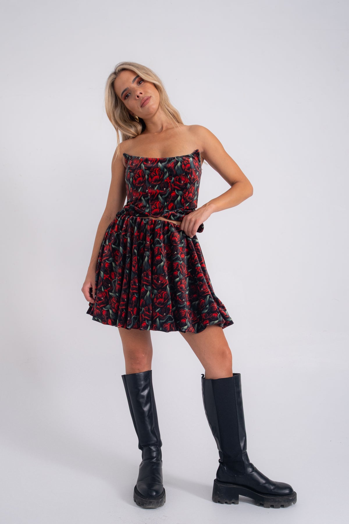 TULIP VELVET BALLOON SKIRT